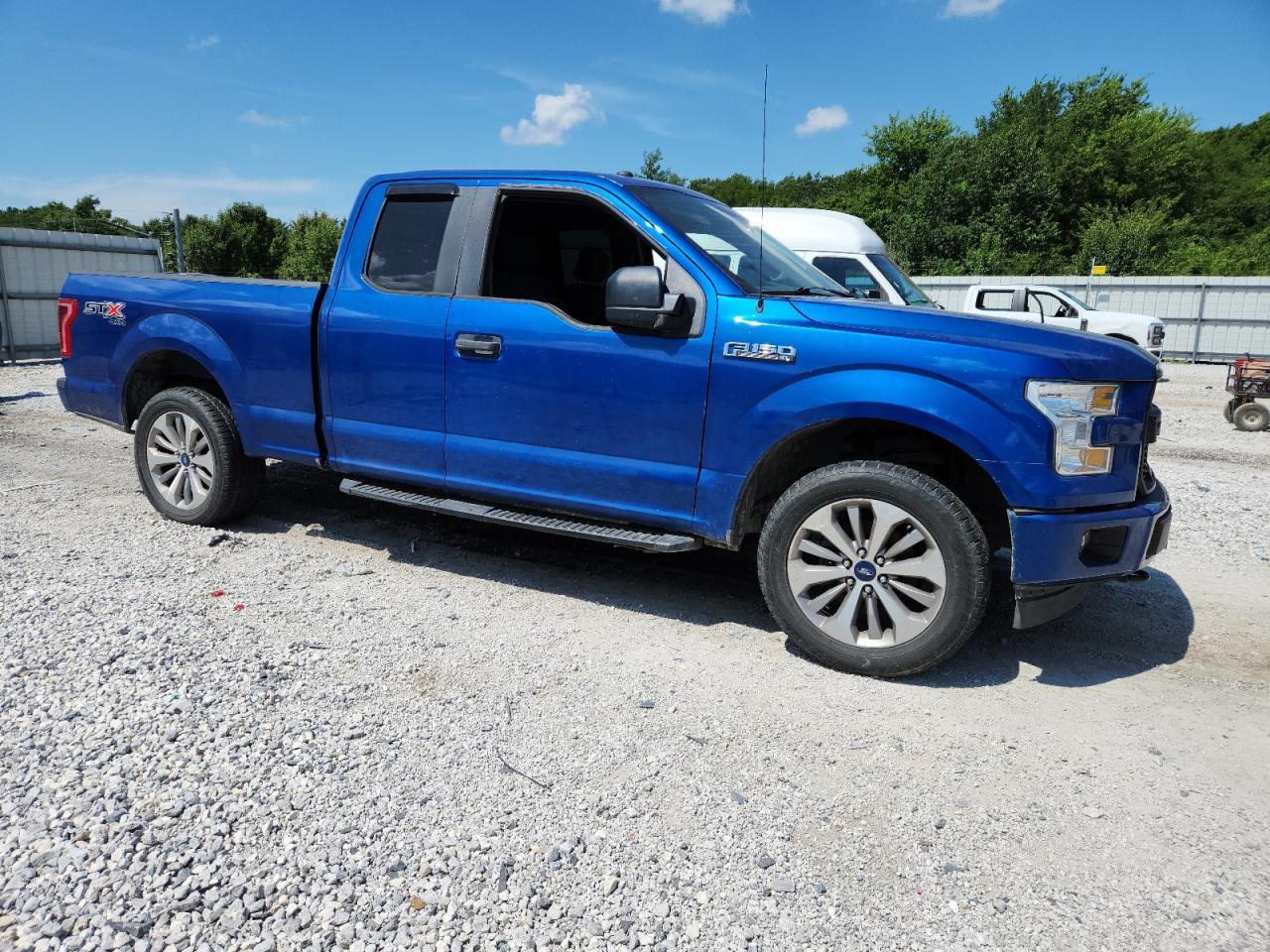 2017 Ford F150 Super Cab - Фото 4