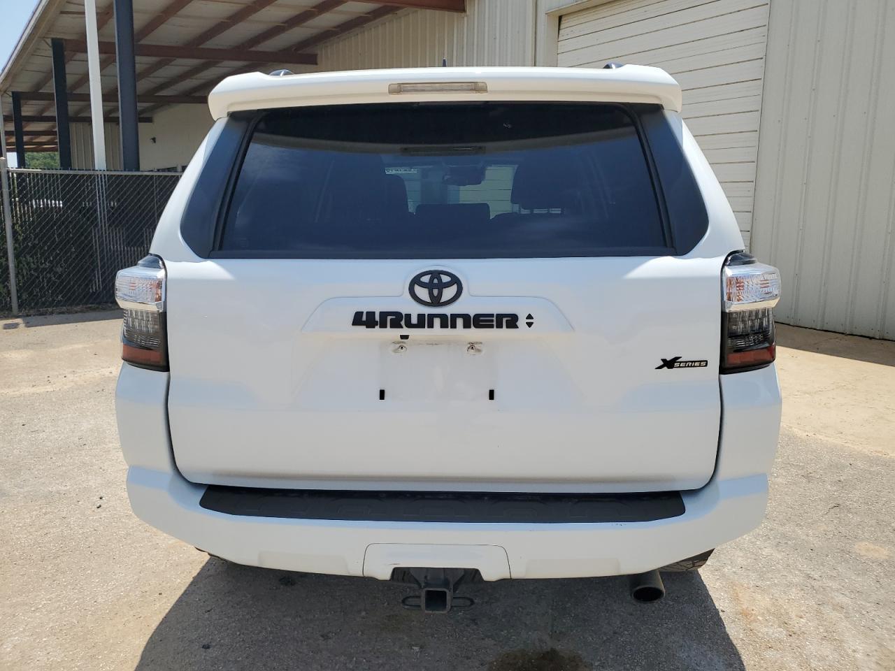 2022 Toyota 4Runner Sr5/Sr5 Premium - Image 6