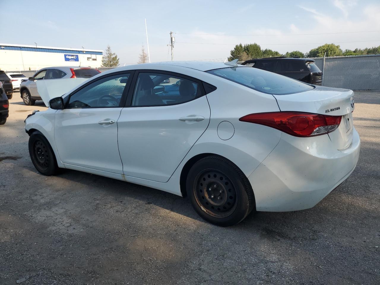2013 Hyundai Elantra Gls - Image 2