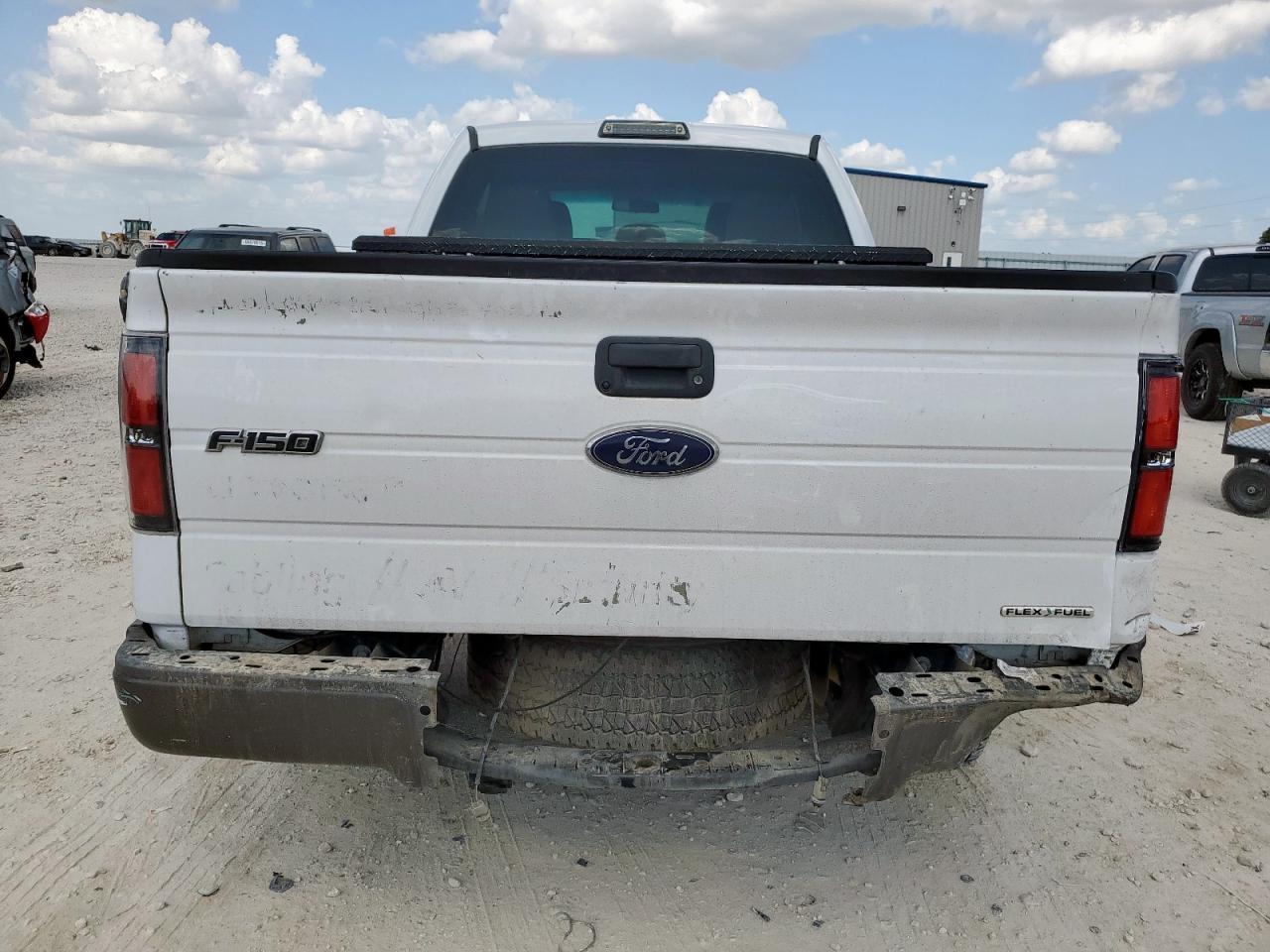 2014 Ford F150 Super Cab - Image 6