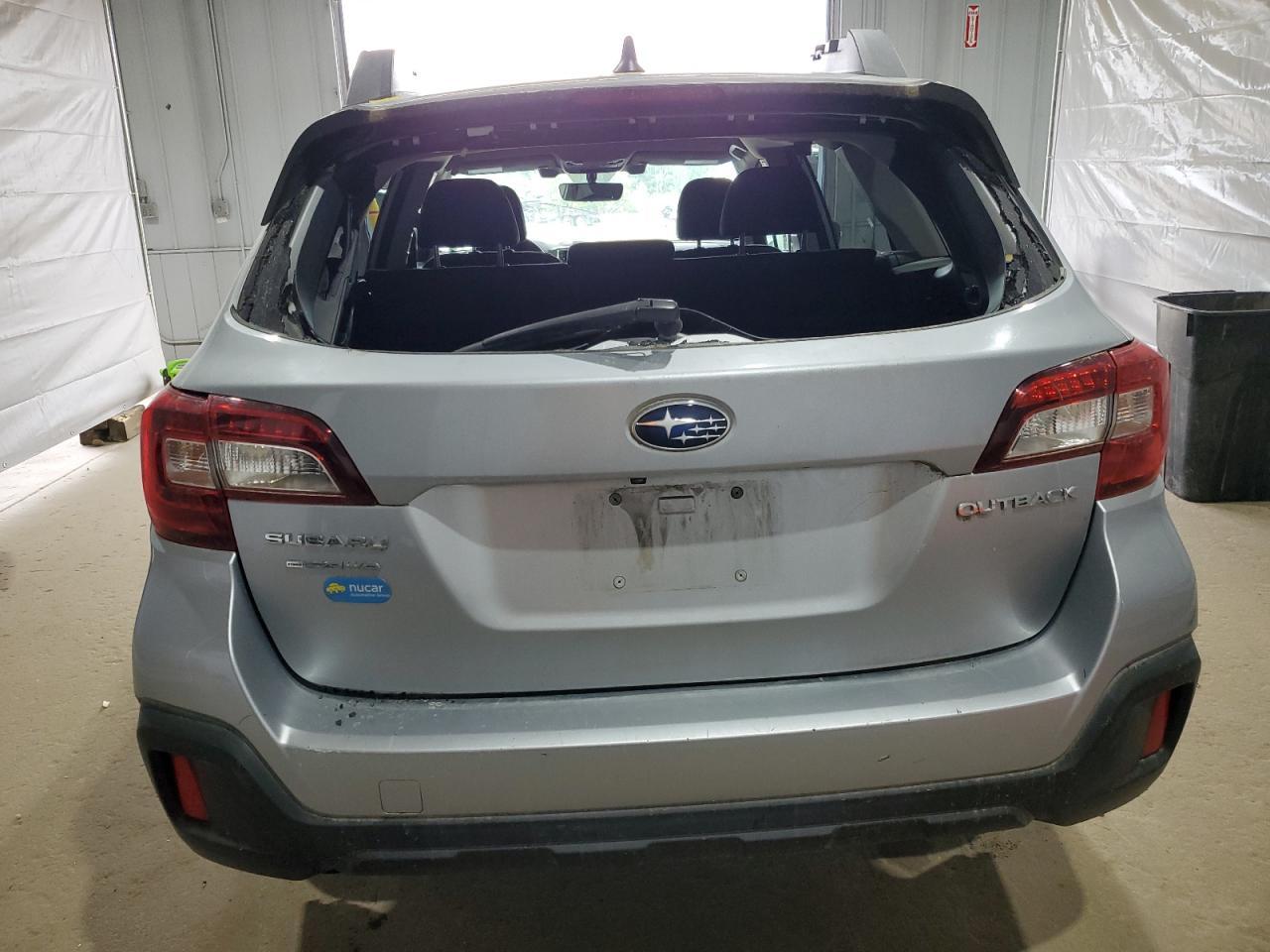 2018 Subaru Outback 2.5I Premium - Image 6