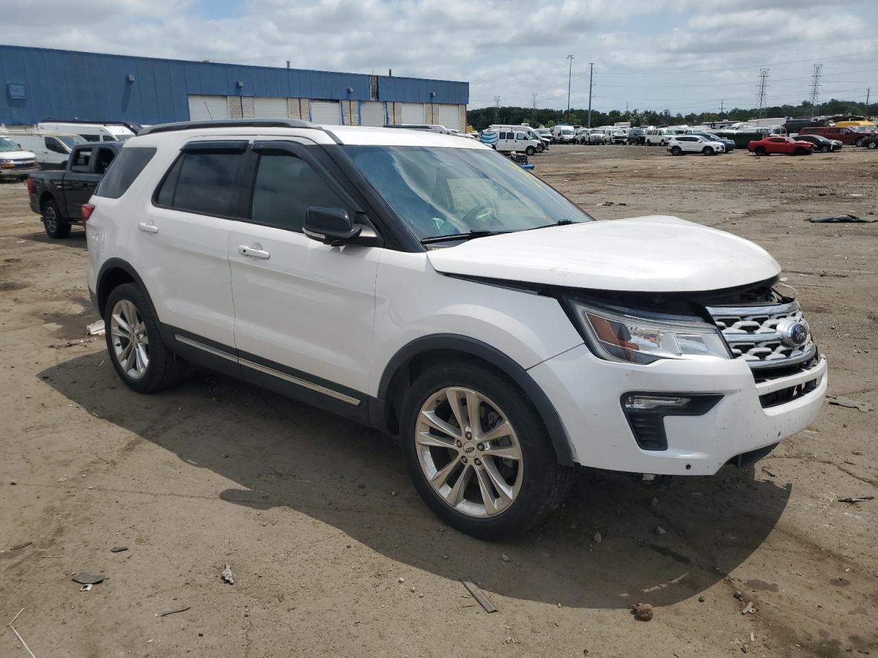 2018 Ford Explorer Xlt - Фото 4