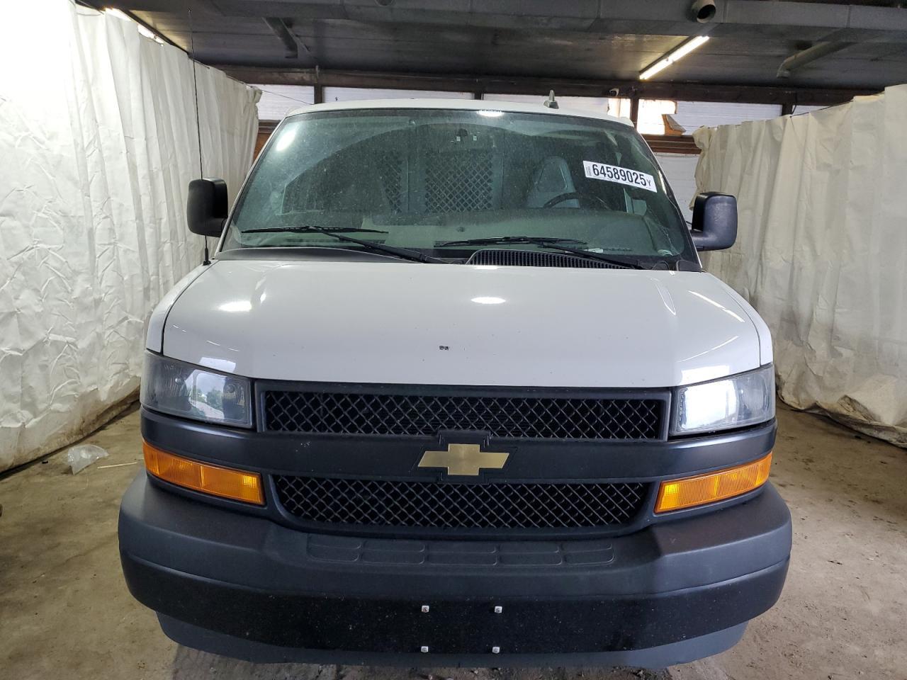 2021 Chevrolet Express G2500 - Фото 5