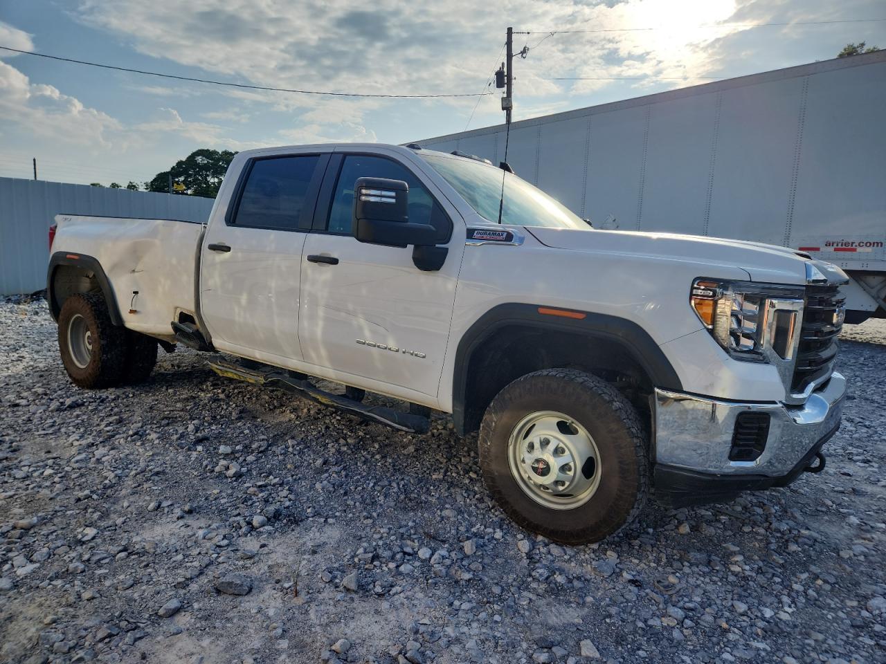 2023 GMC Sierra 3500 Hd Pro C - Image 4