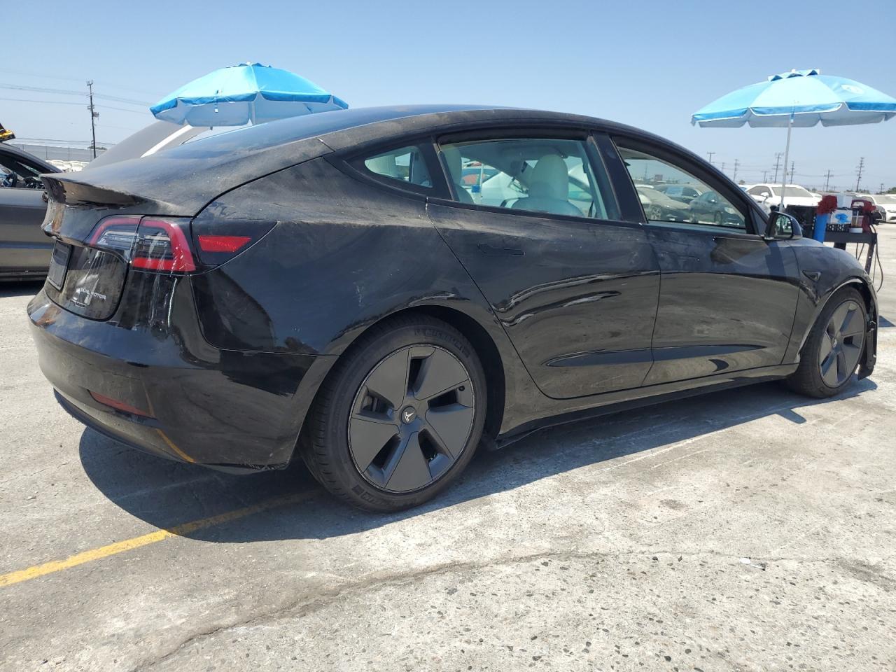 2023 Tesla Model 3 - Фото 3