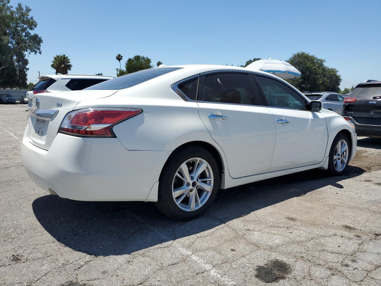 2015 Nissan Altima 2.5 - Фото 3