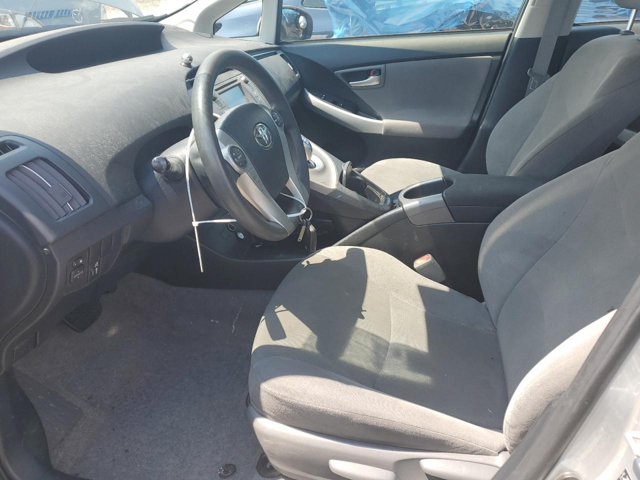 2015 Toyota Prius - Image 7