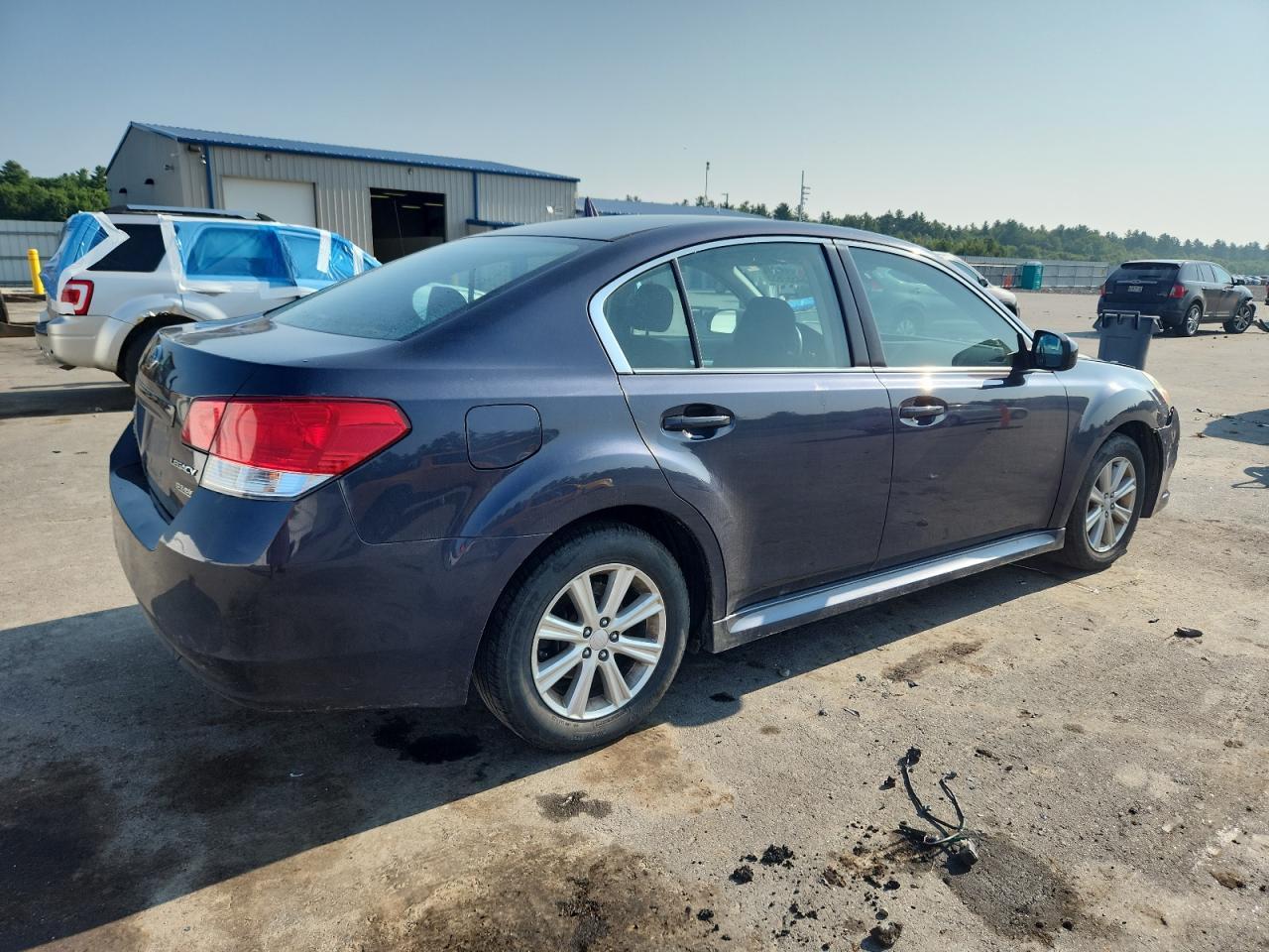 2011 Subaru Legacy 2.5I Premium - Image 3