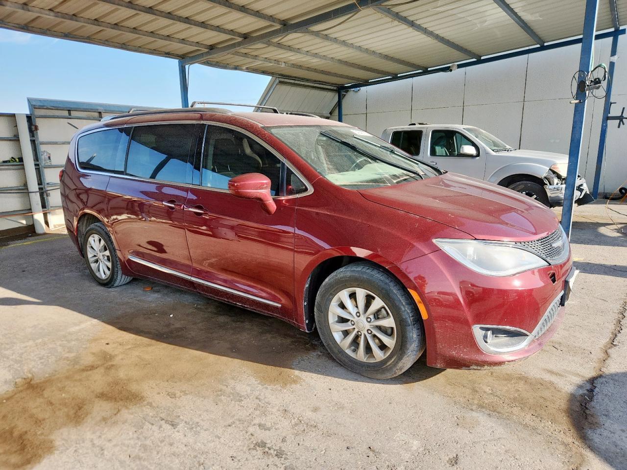 2019 Chrysler Pacifica Touring L - Image 4