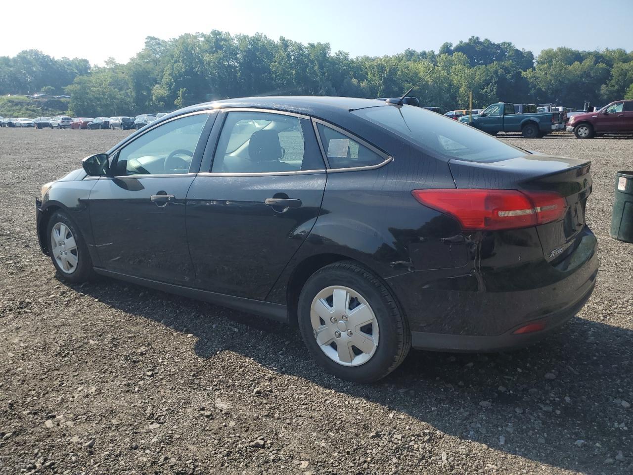 2017 Ford Focus S - Фото 2