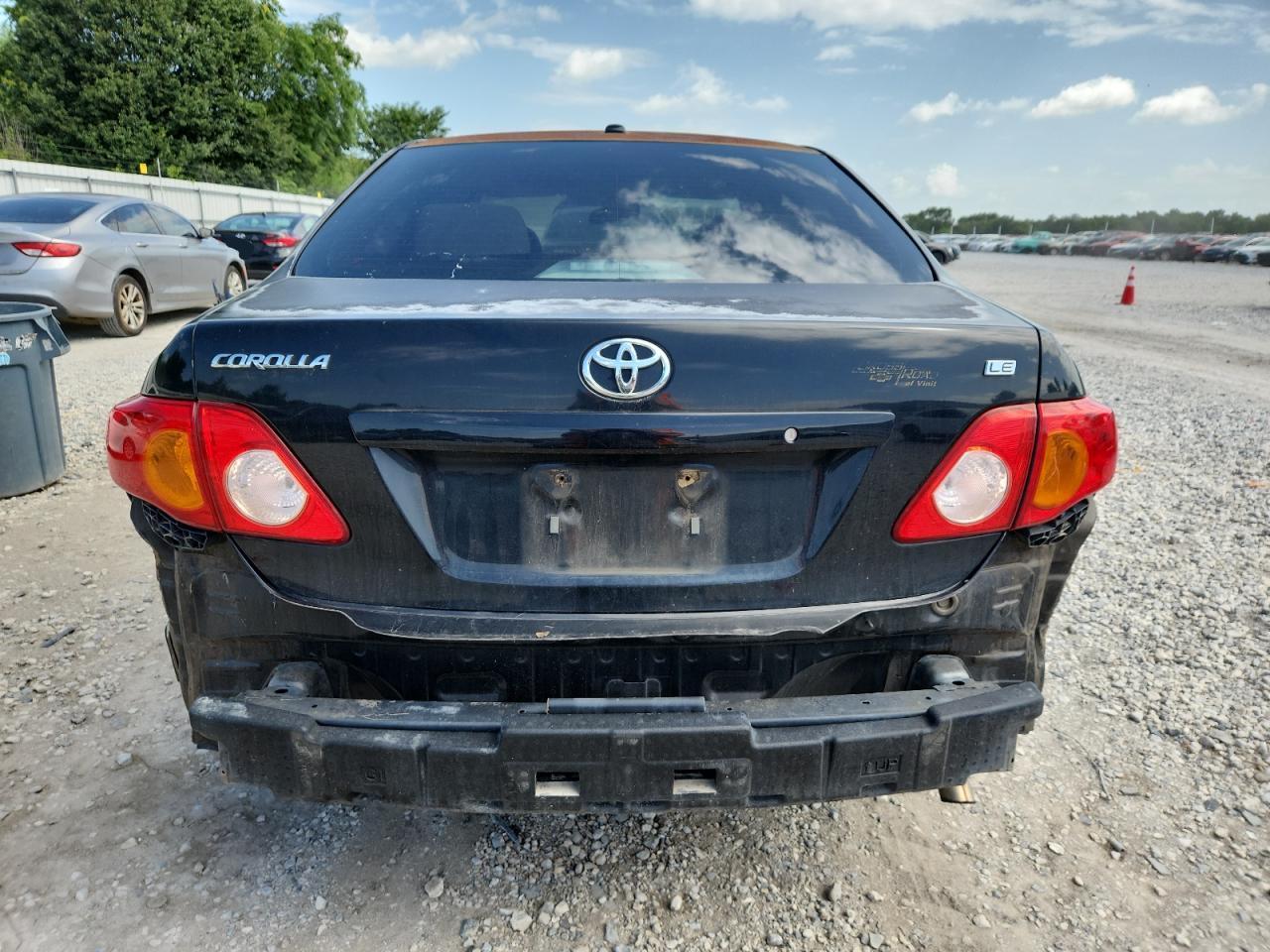 2010 Toyota Corolla Le - Фото 6