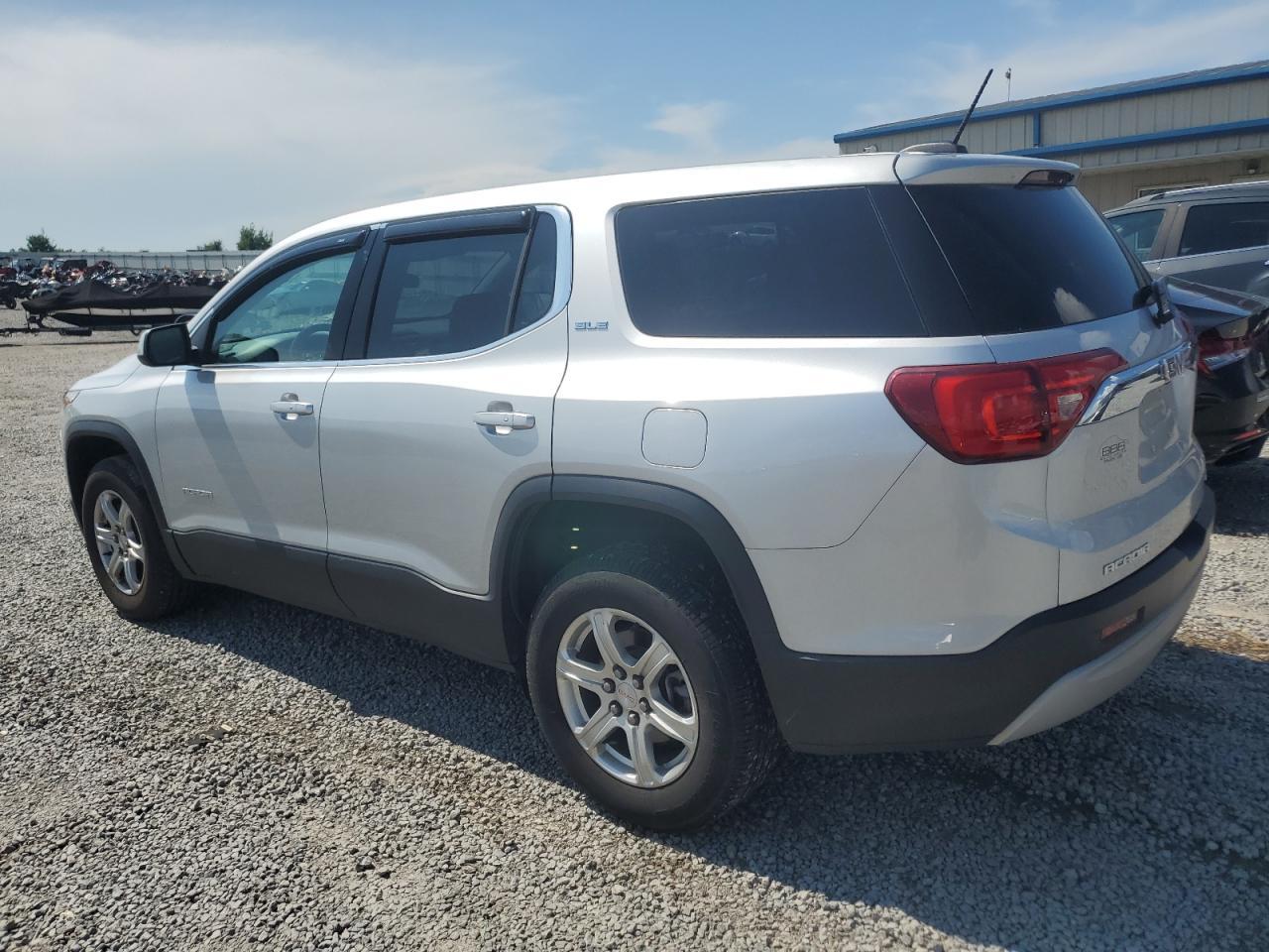 2018 GMC Acadia Sle - Image 2