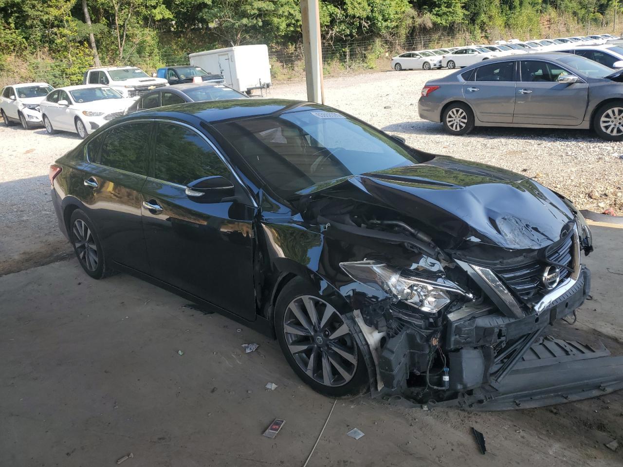 2017 Nissan Altima 2.5 - Фото 4