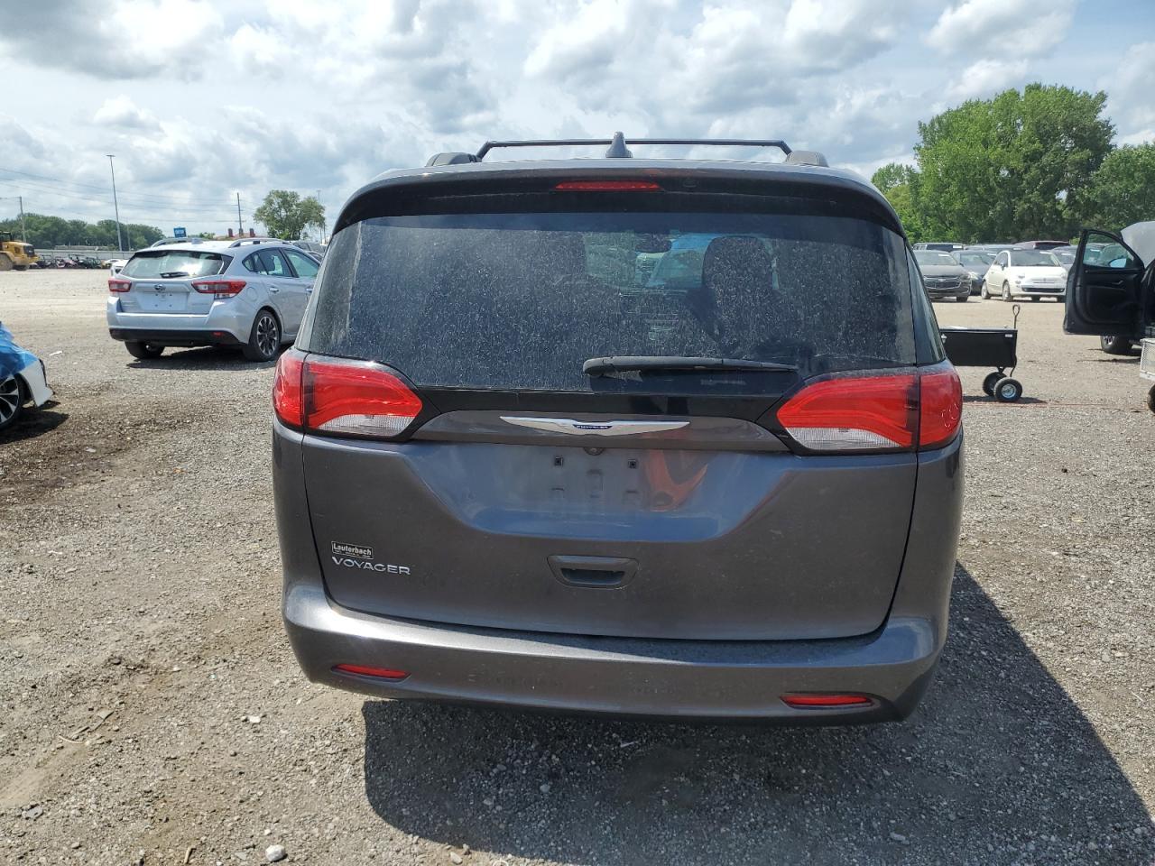 2020 Chrysler Voyager Lxi - Фото 6