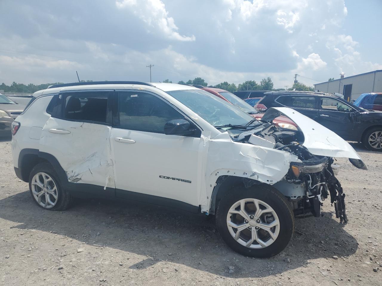 2024 Jeep Compass Latitude - Image 4