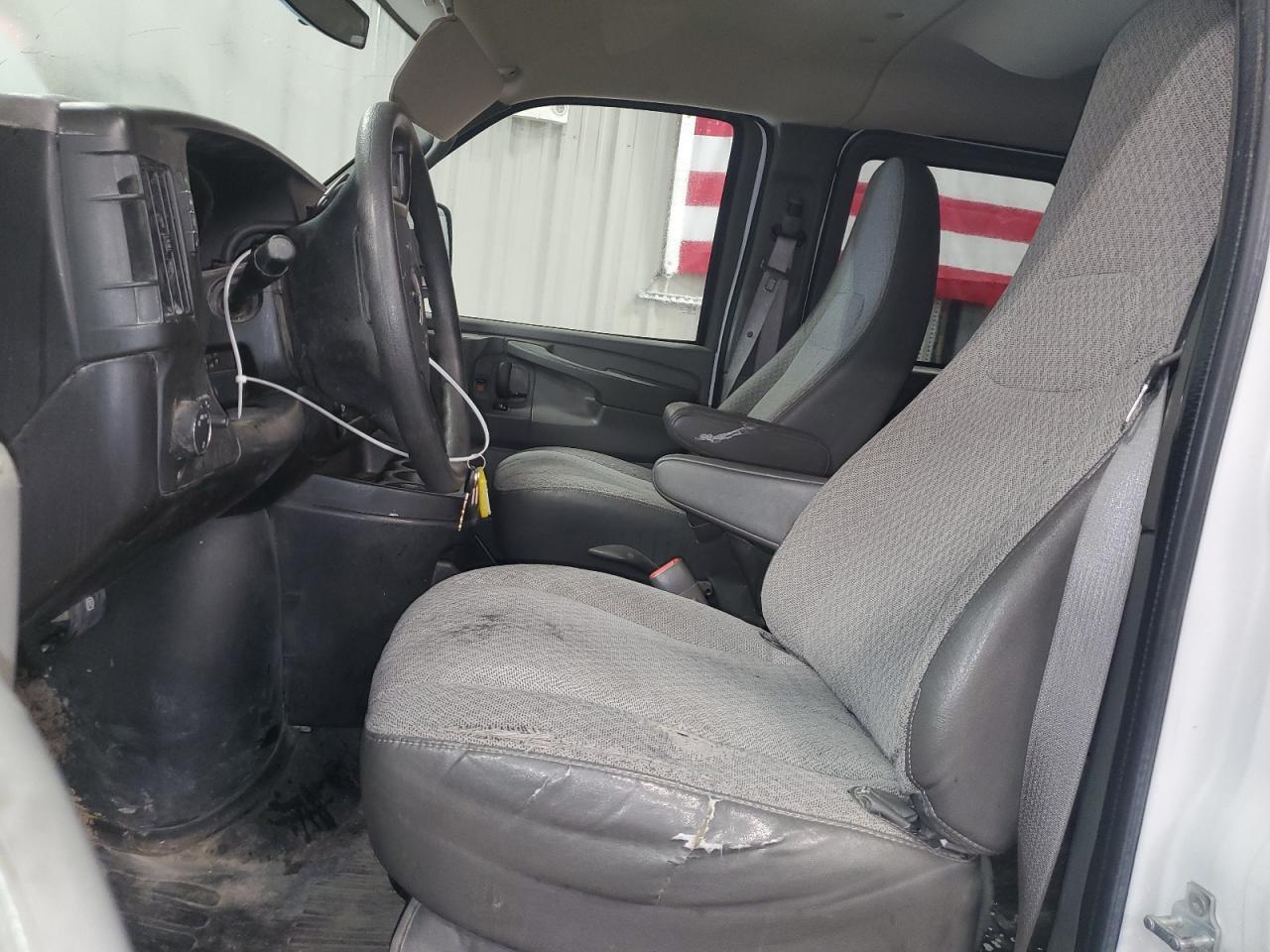 2012 GMC Savana G2500 Ls - Image 7