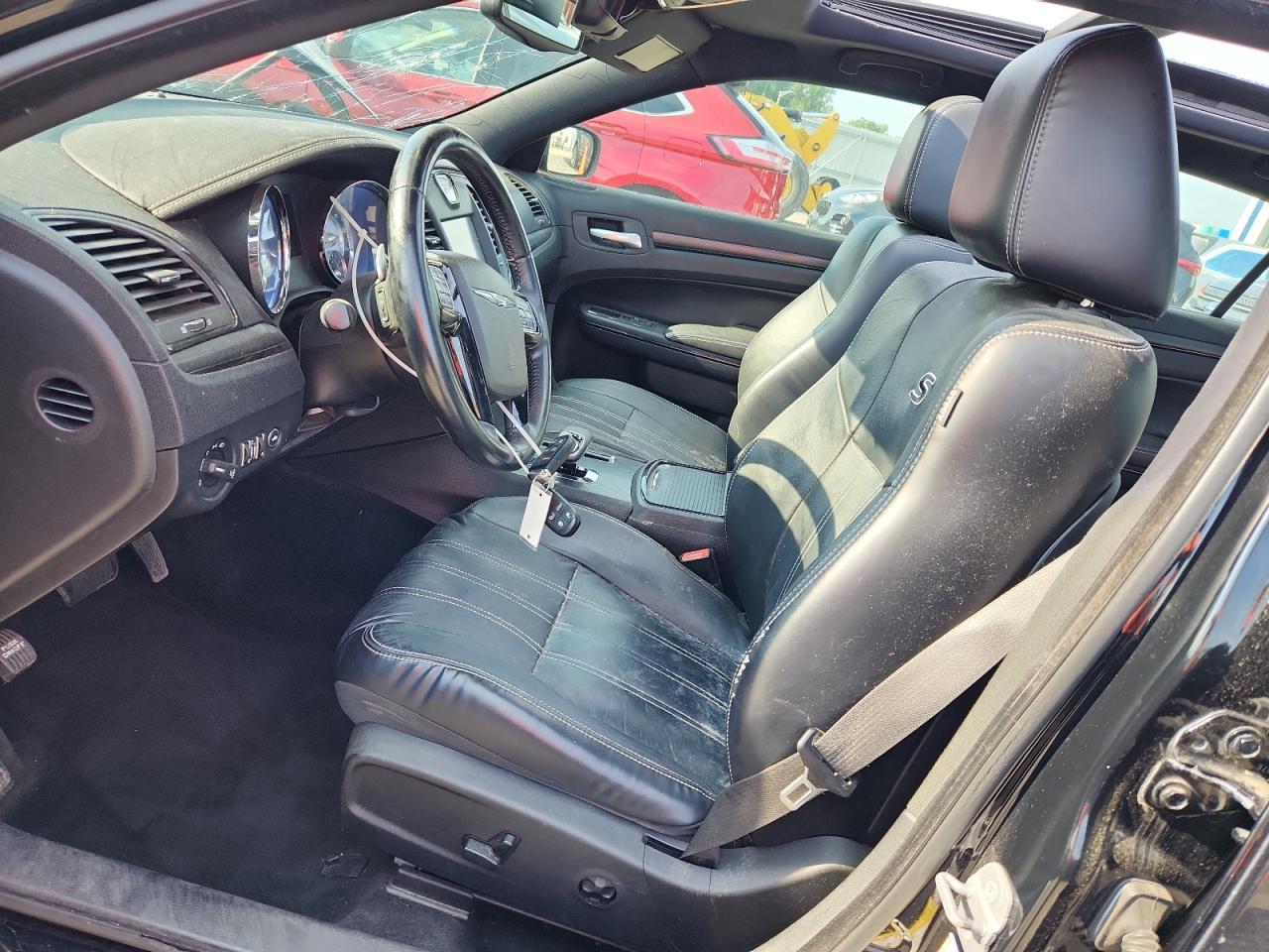 2014 Chrysler 300 S - Image 7