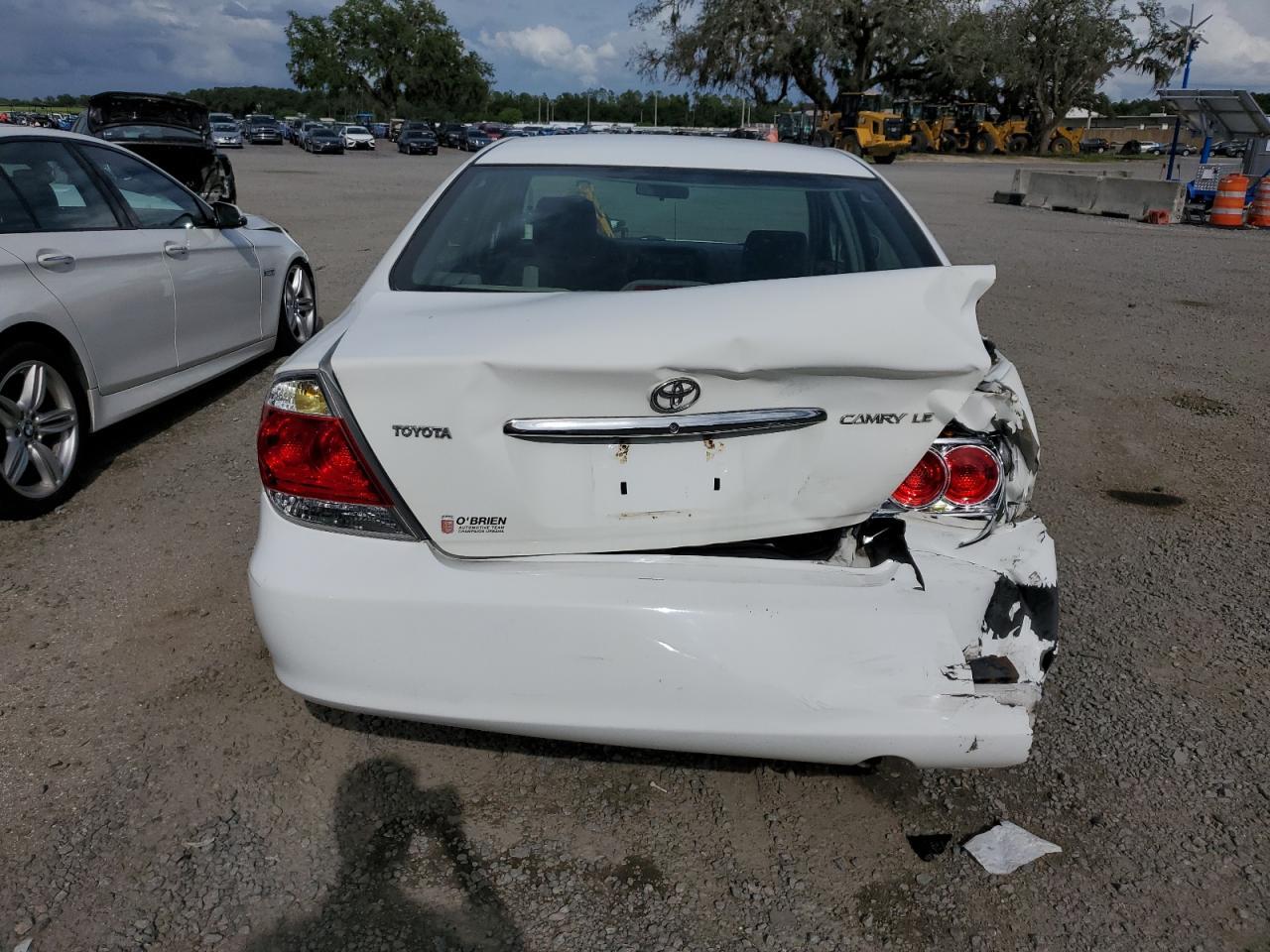 2005 Toyota Camry Le - Фото 6