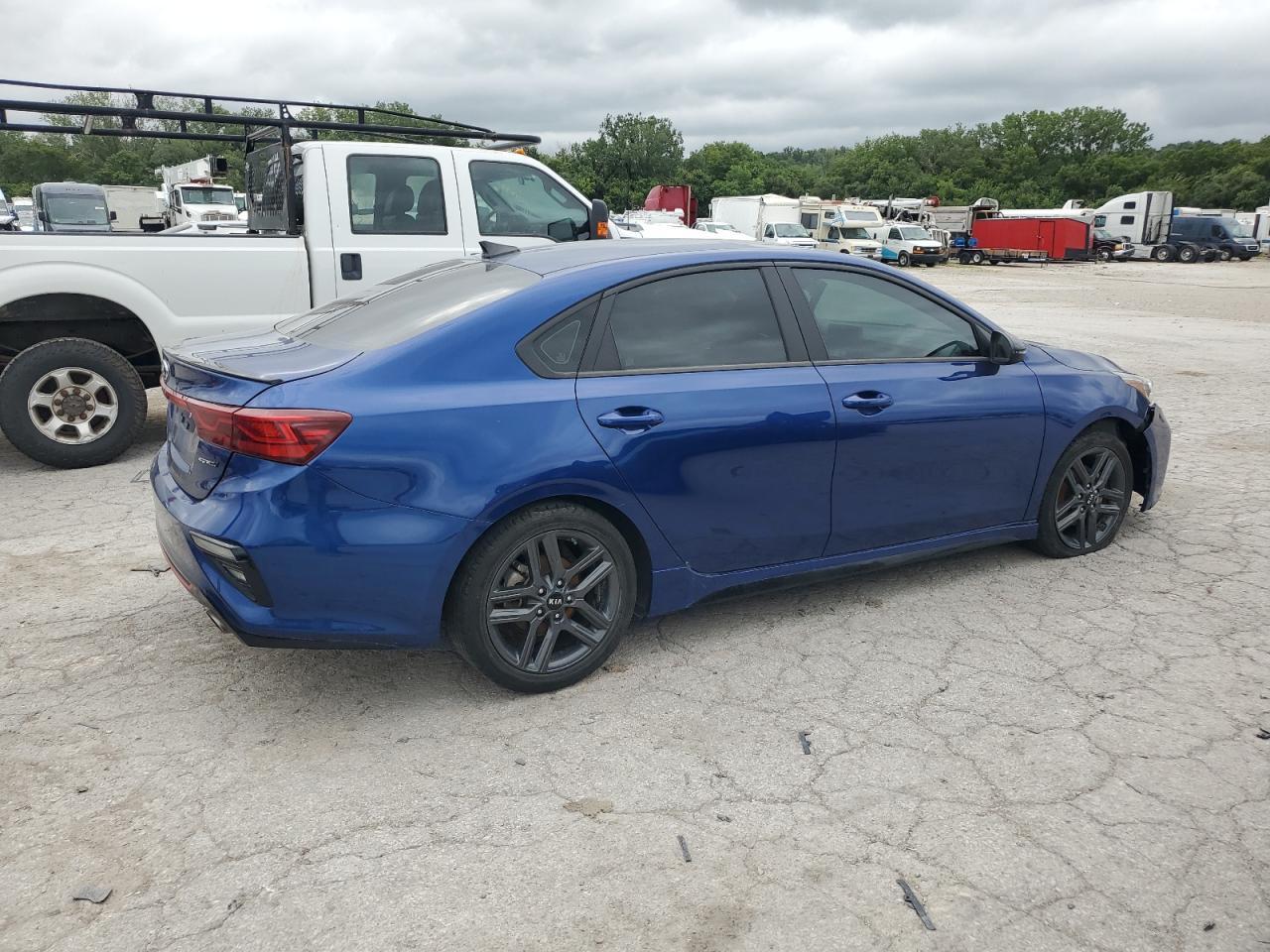 2021 Kia Forte Gt Line - Image 3