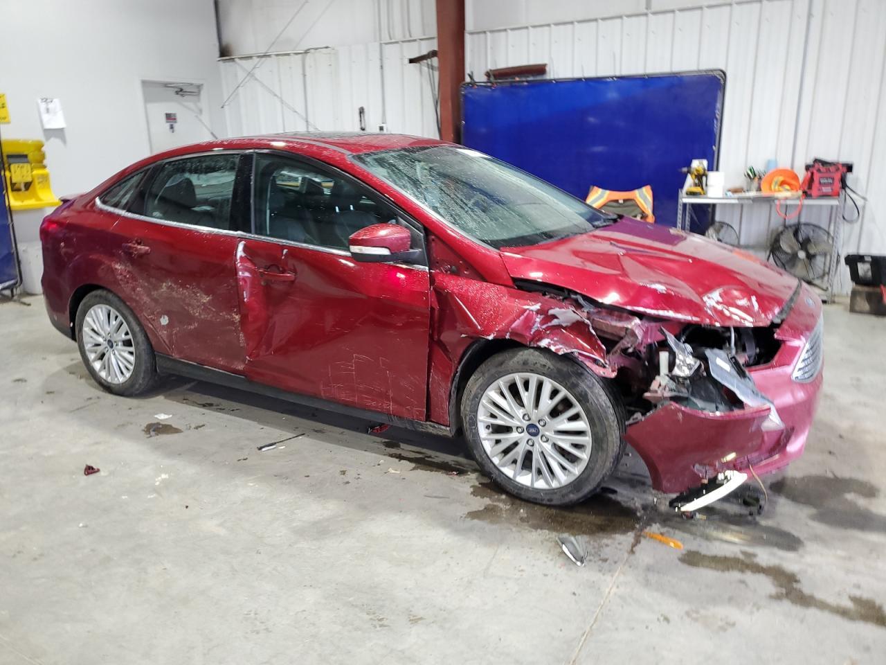 2017 Ford Focus Titanium - Фото 4