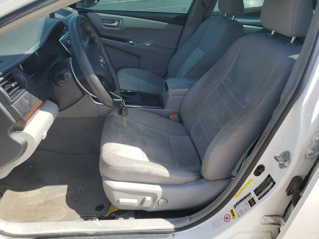 2017 Toyota Camry Le - Фото 7