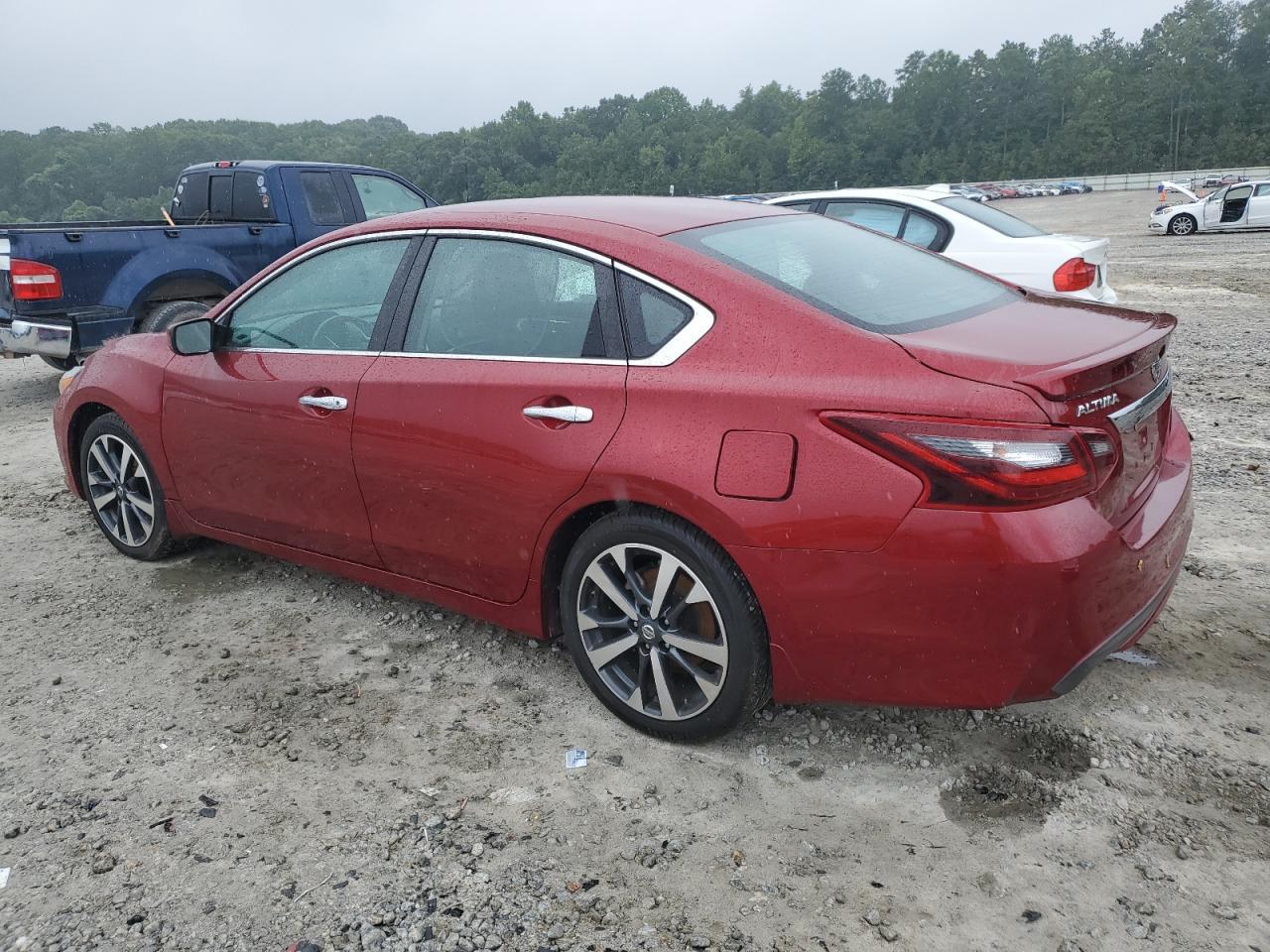 2017 Nissan Altima 2.5 - Фото 2