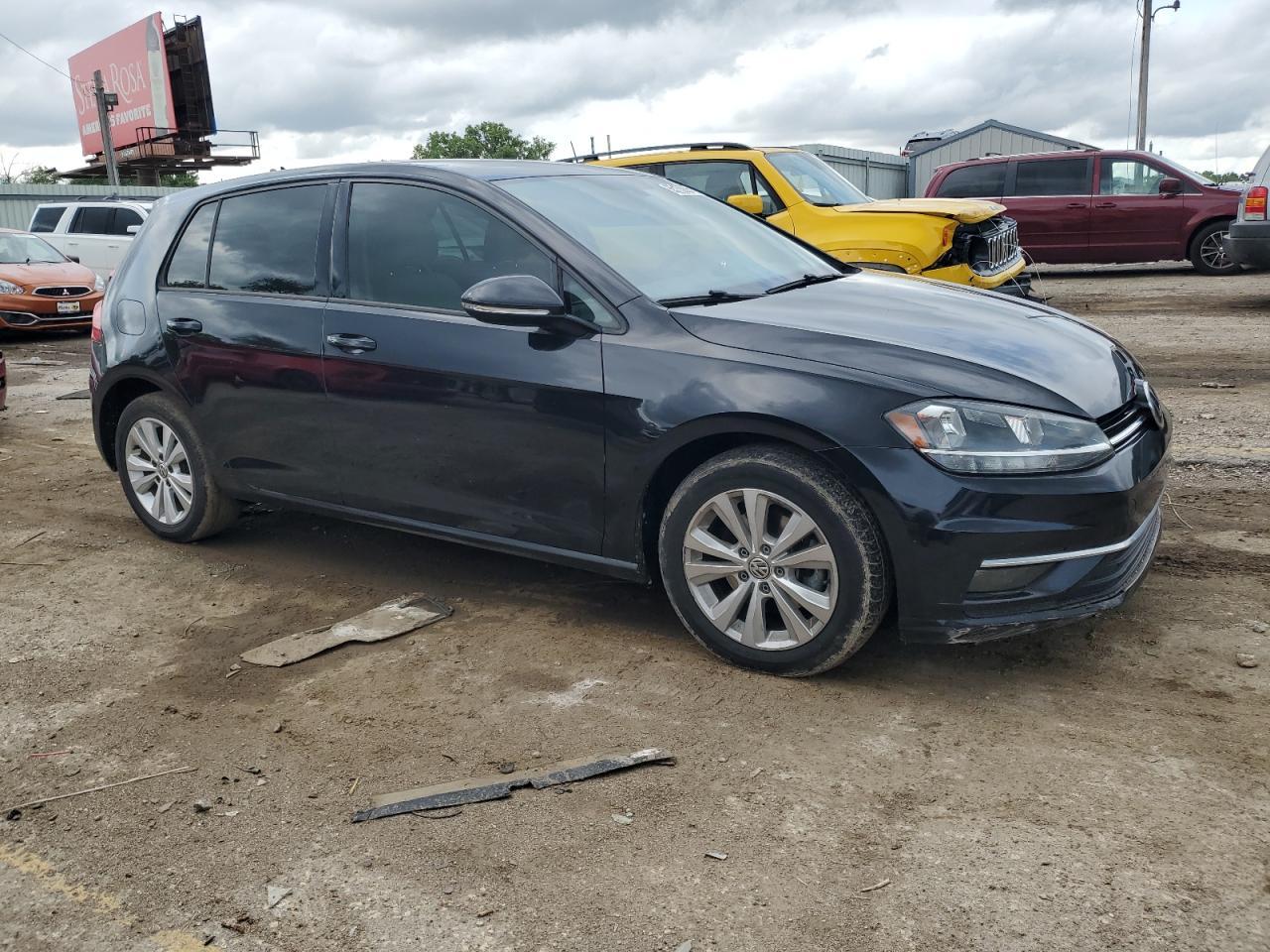 2018 Volkswagen Golf S - Image 4