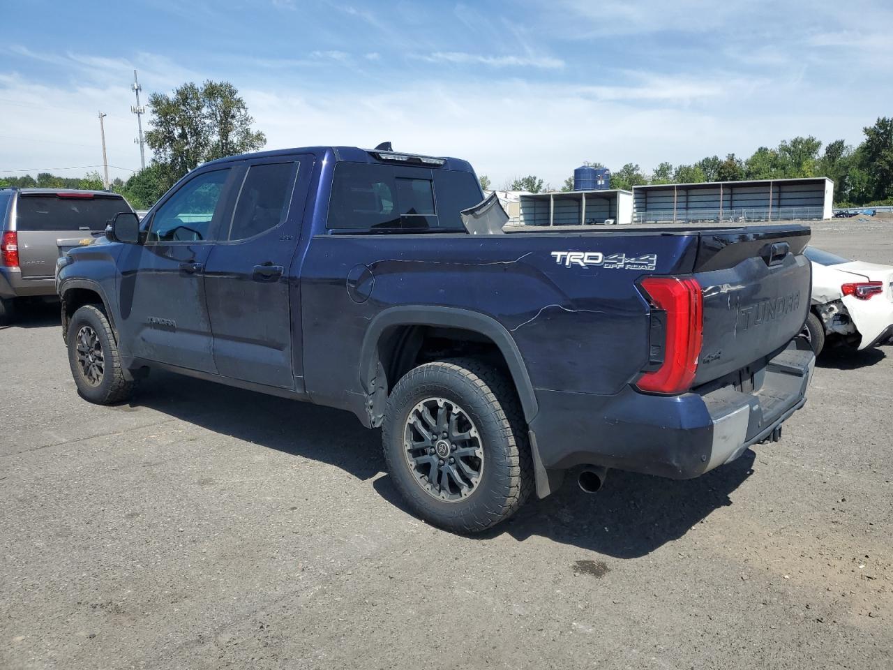 2022 Toyota Tundra Double Cab Sr - Image 2