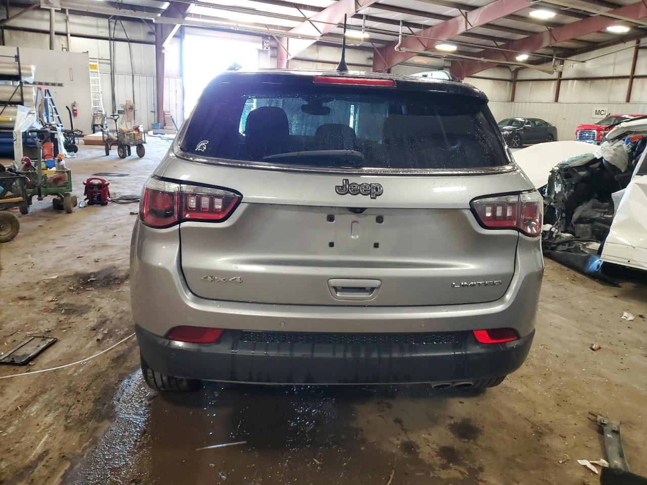 2019 Jeep Compass Limited - Image 6