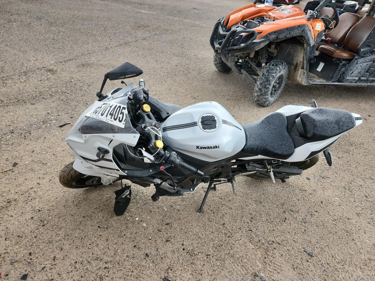 2025 Kawasaki Zx400 S - Фото 3