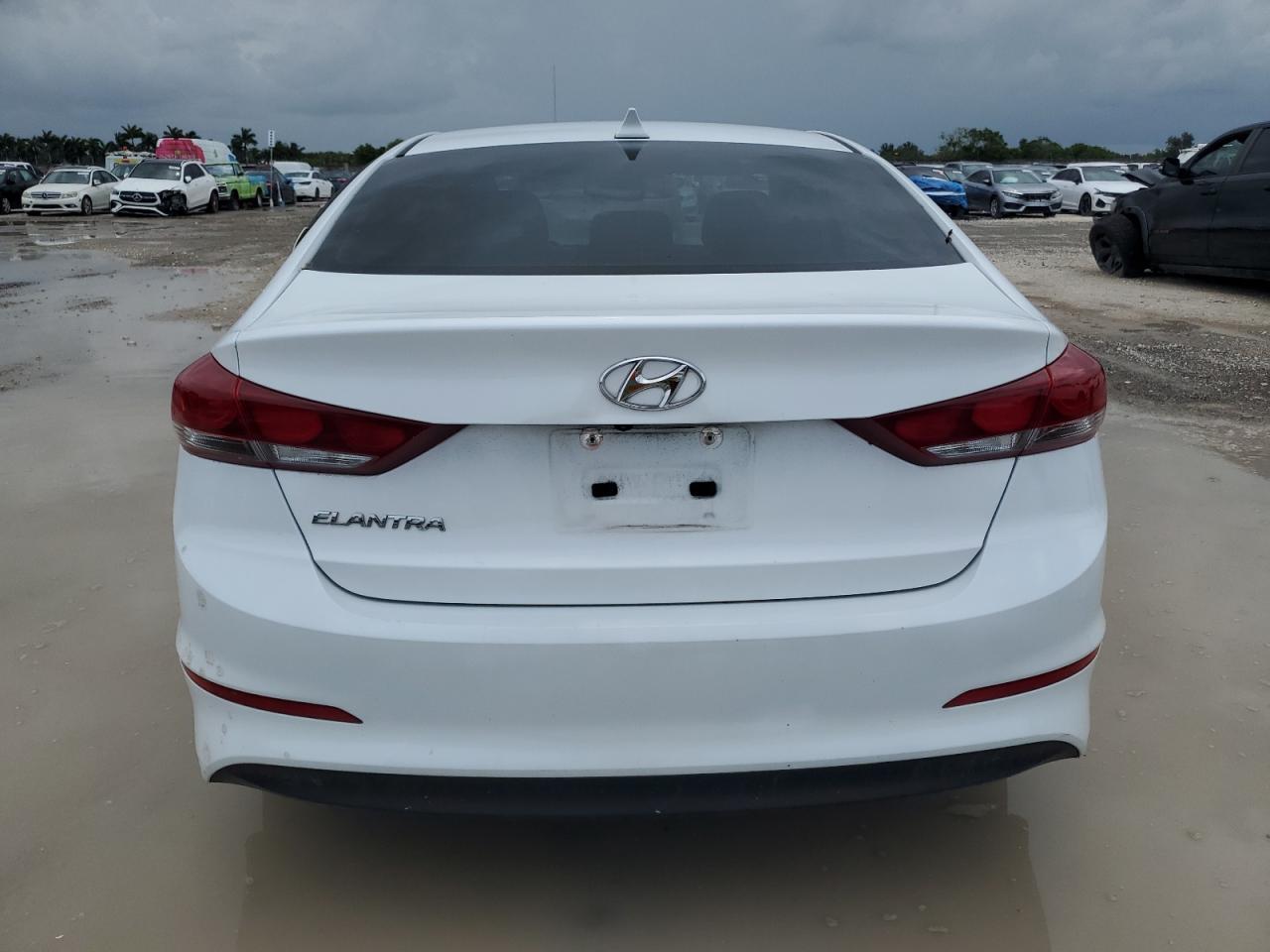 2018 Hyundai Elantra Sel - Image 6