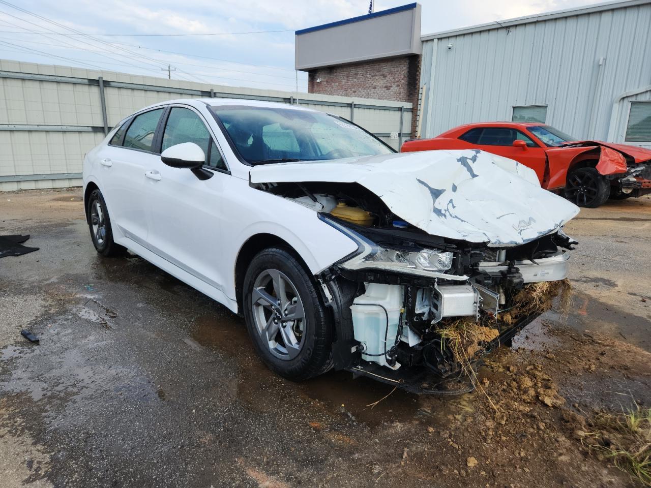 2022 Kia K5 Lxs - Image 4