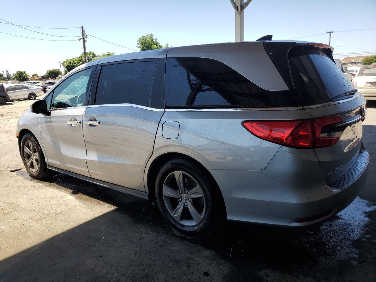 2022 Honda Odyssey Ex - Image 2