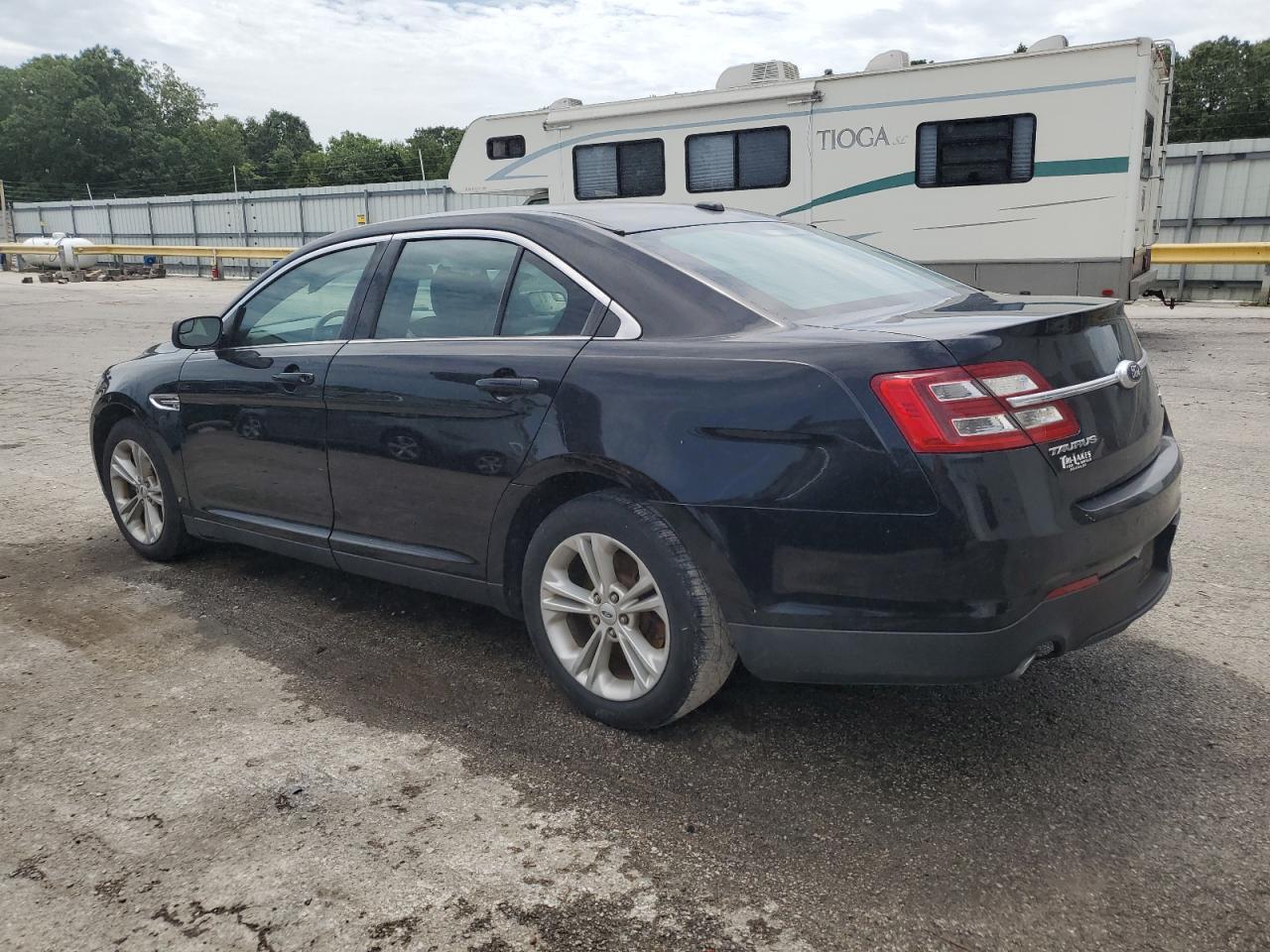 2016 Ford Taurus Sel - Фото 2
