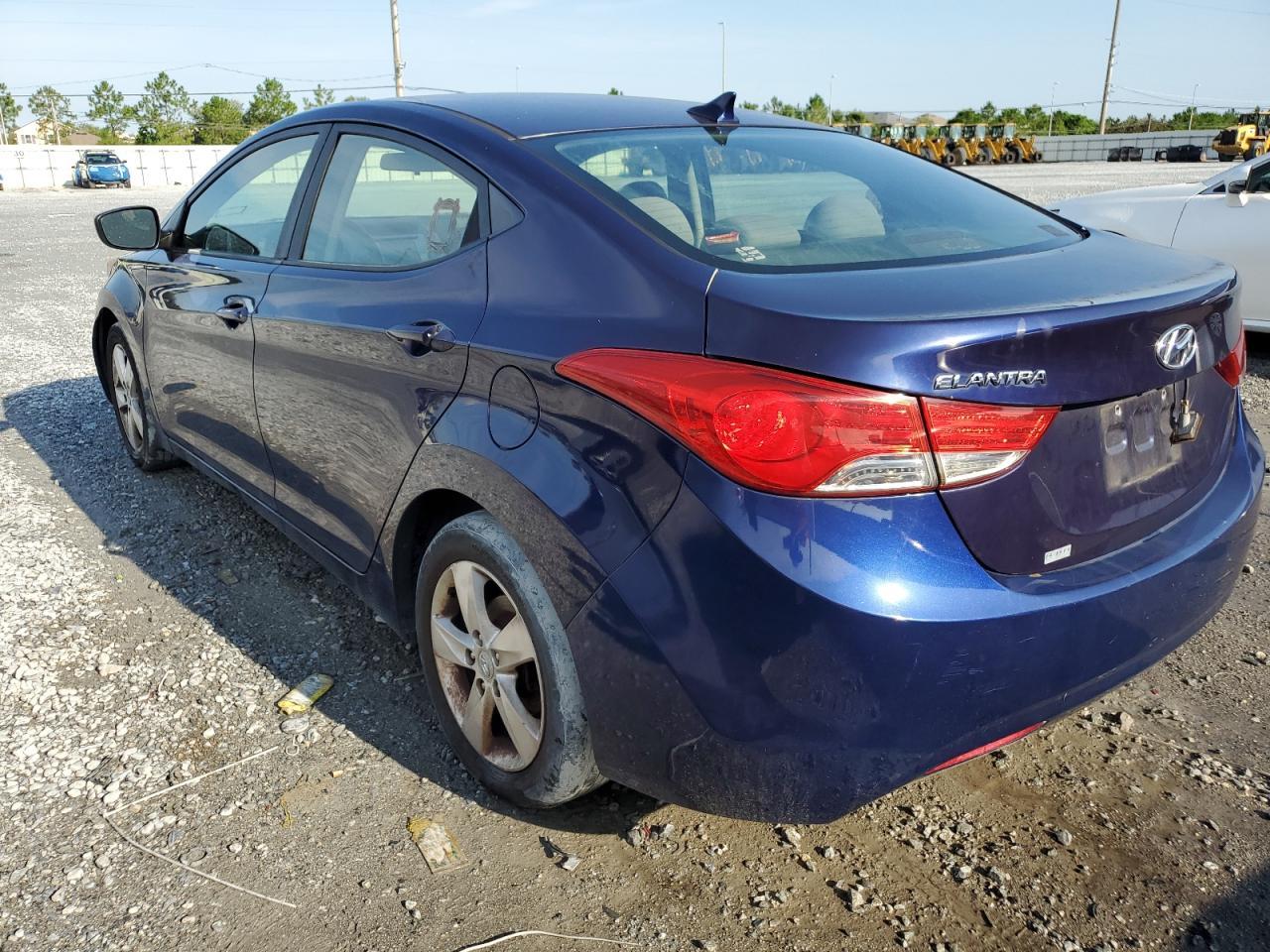 2011 Hyundai Elantra Gls - Фото 2