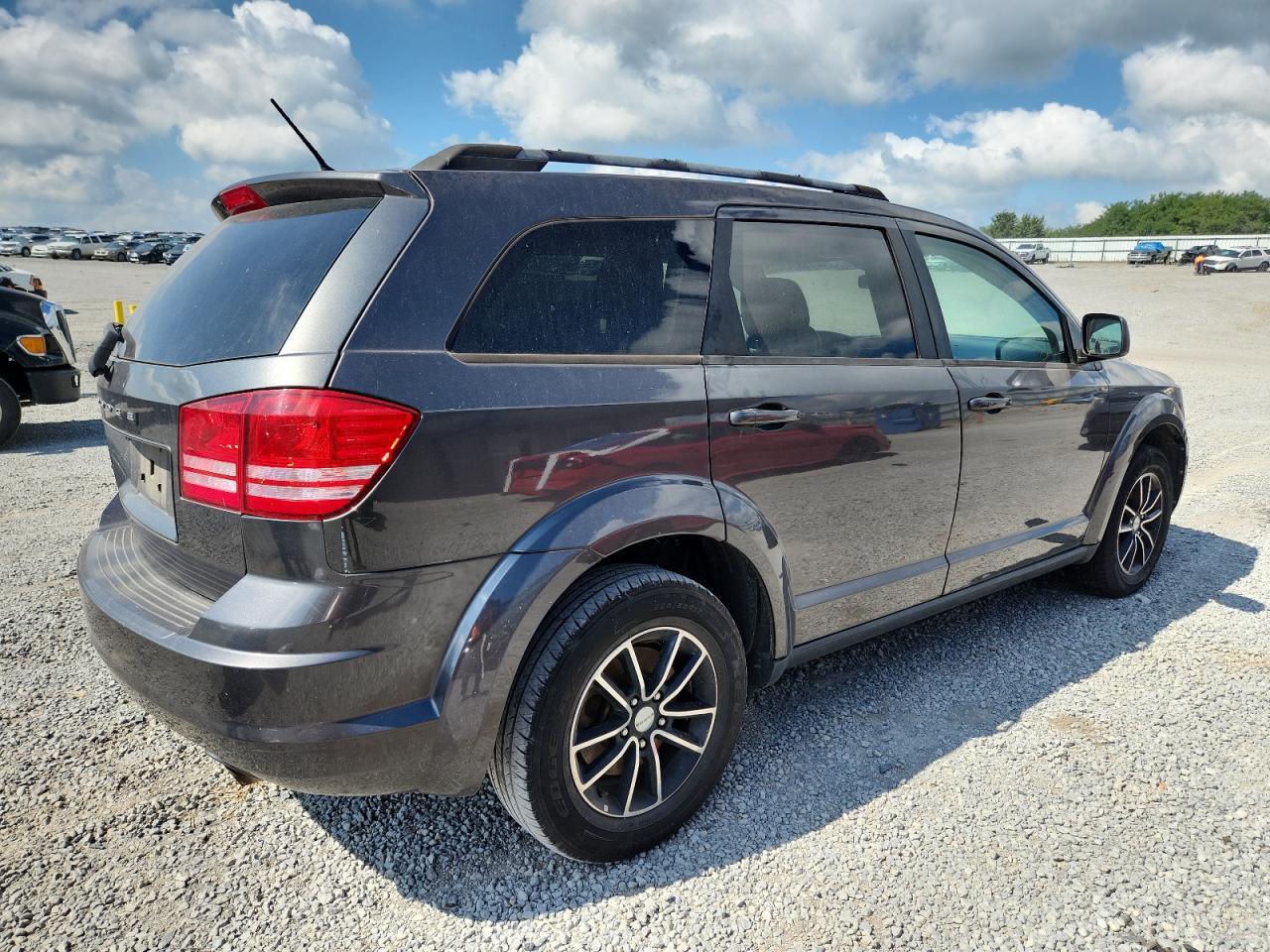 2017 Dodge Journey Se - Image 3