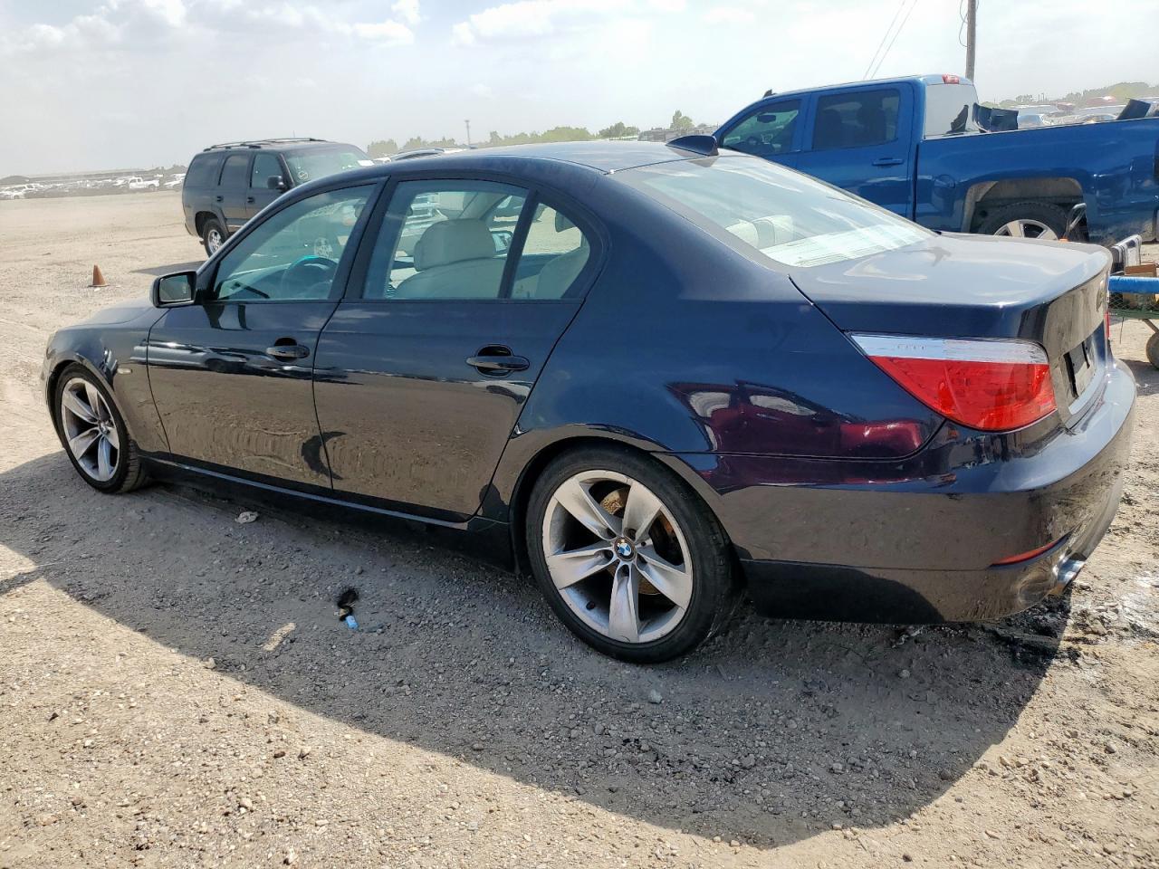 2008 BMW 528 I - Фото 2