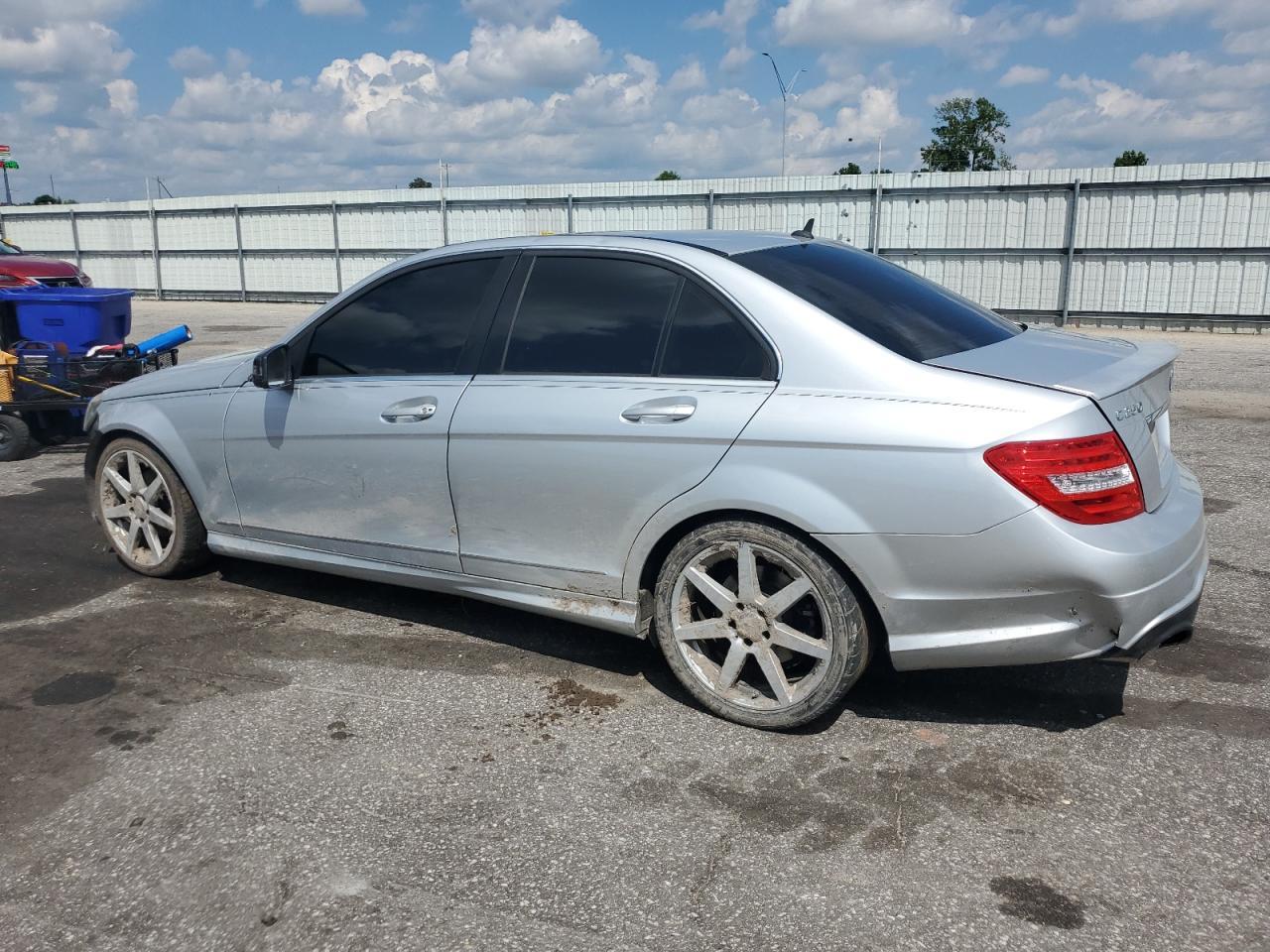 2014 Mercedes-Benz C 250 - Фото 2