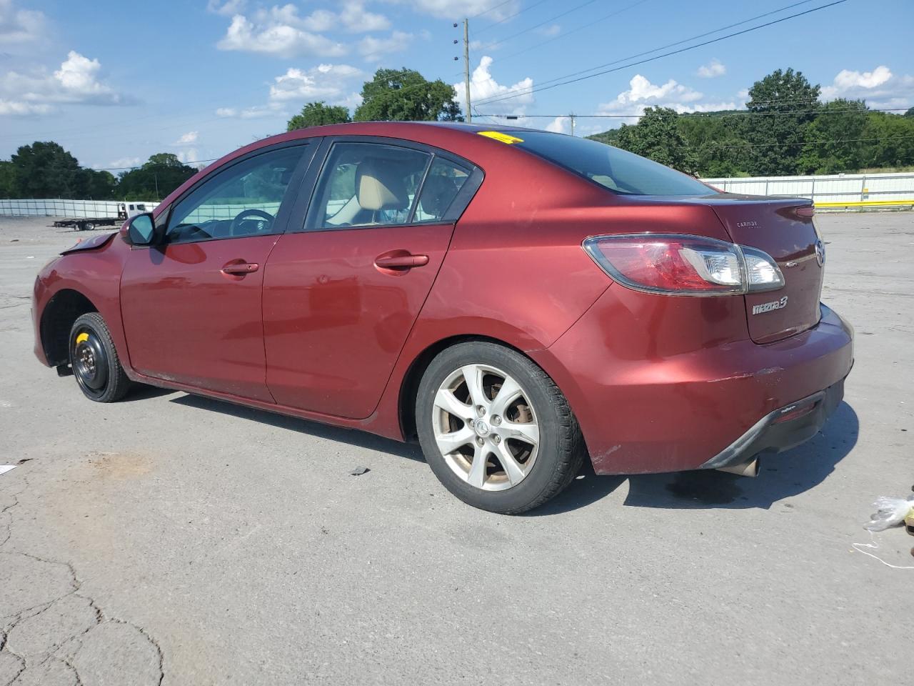 2010 Mazda 3 I - Image 2