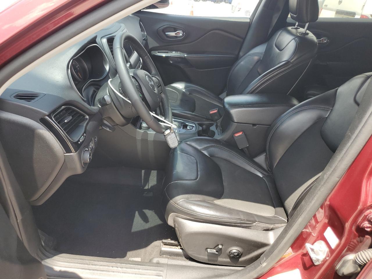 2020 Jeep Cherokee Latitude Plus - Фото 7