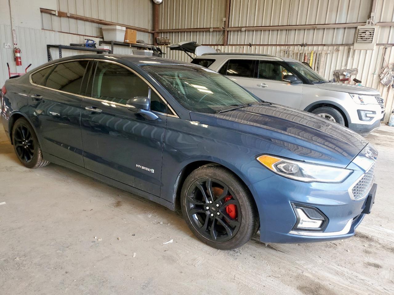 2019 Ford Fusion Titanium - Фото 4