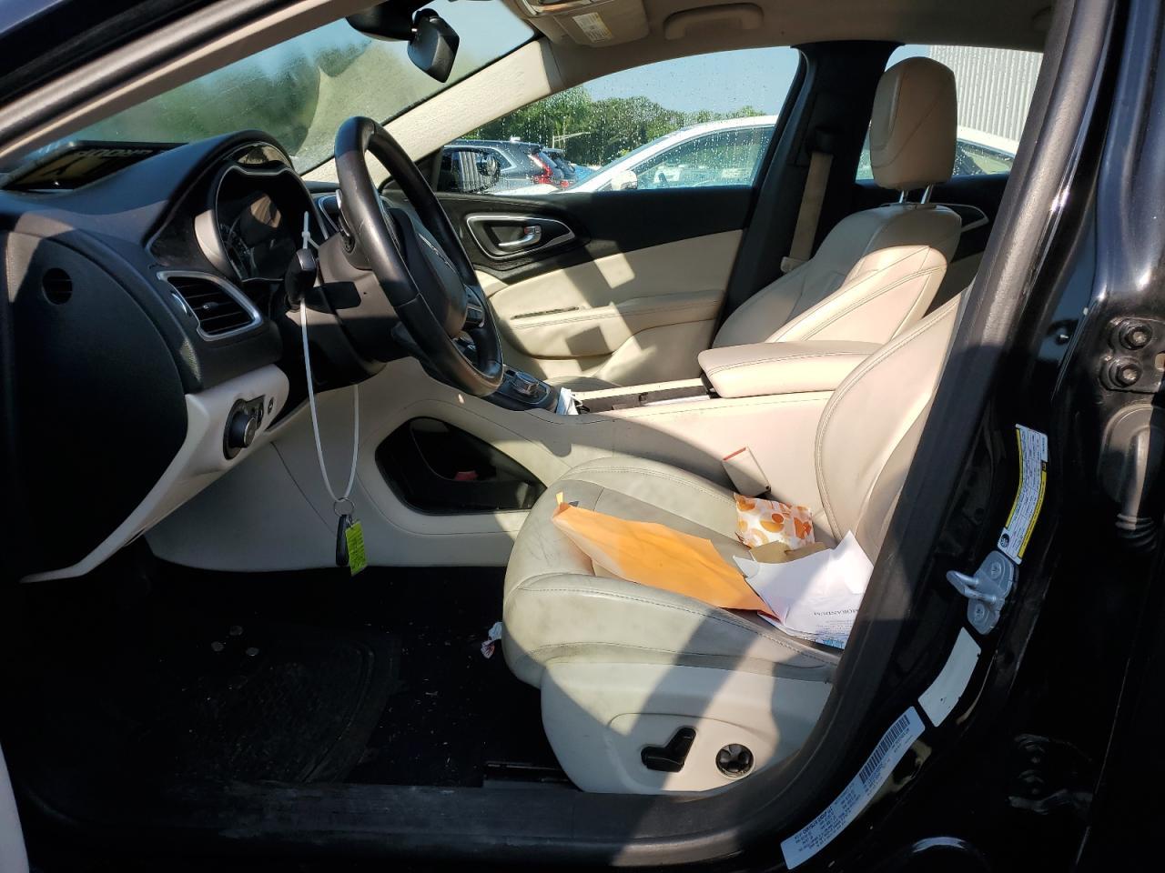 2015 Chrysler 200 C - Фото 7