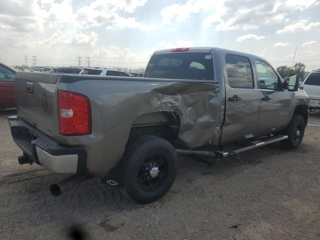 2008 Chevrolet Silverado K2500 Heavy Duty - Image 3