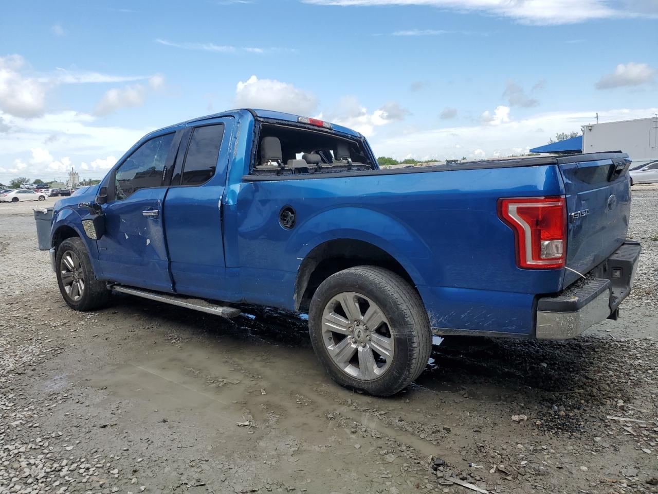 2016 Ford F150 Super Cab - Image 2