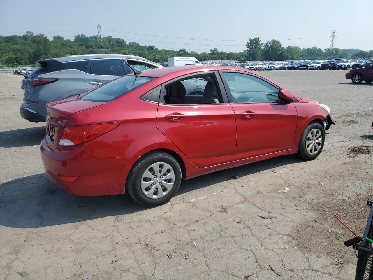 2017 Hyundai Accent Se - Фото 3