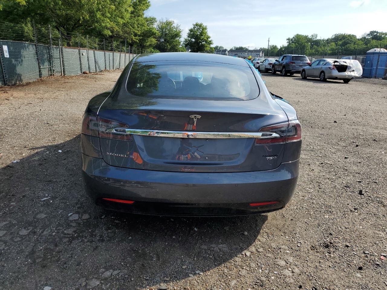 2017 Tesla Model S - Фото 6