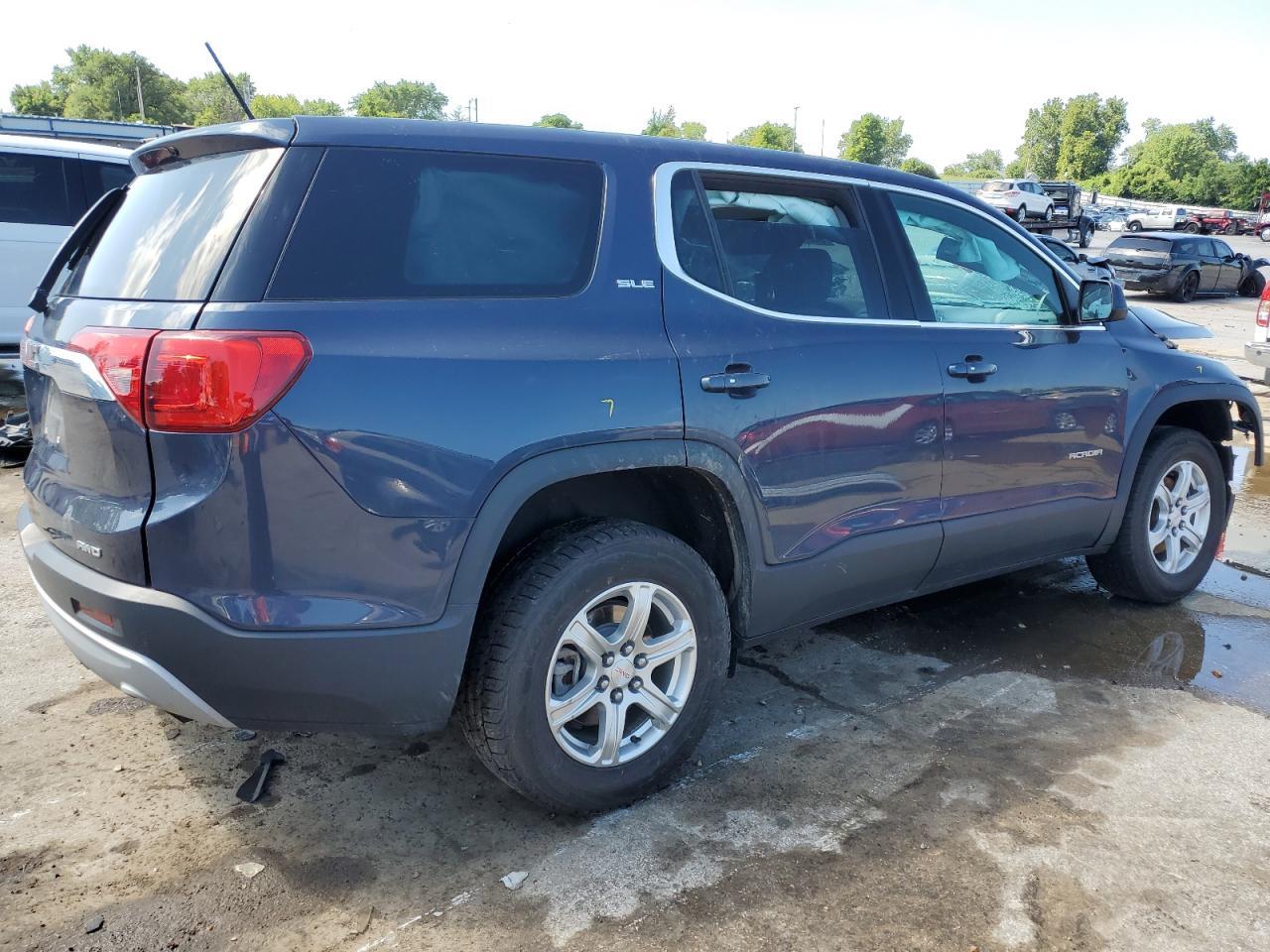 2018 GMC Acadia Sle - Image 3