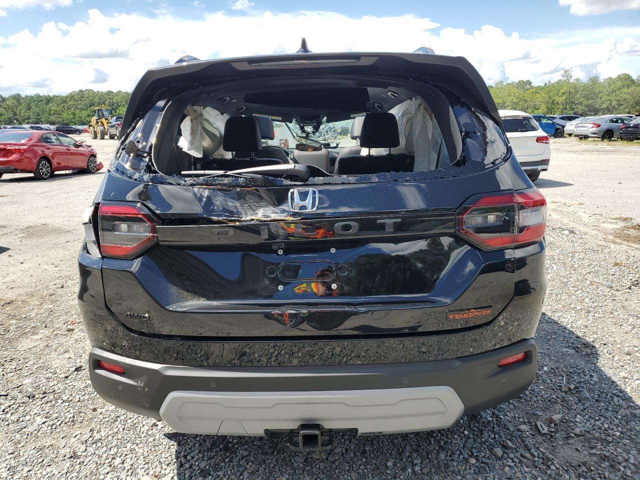 2025 Honda Pilot Trailsport - Фото 6