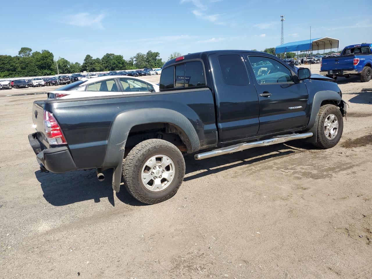 2009 Toyota Tacoma Access Cab - Image 3
