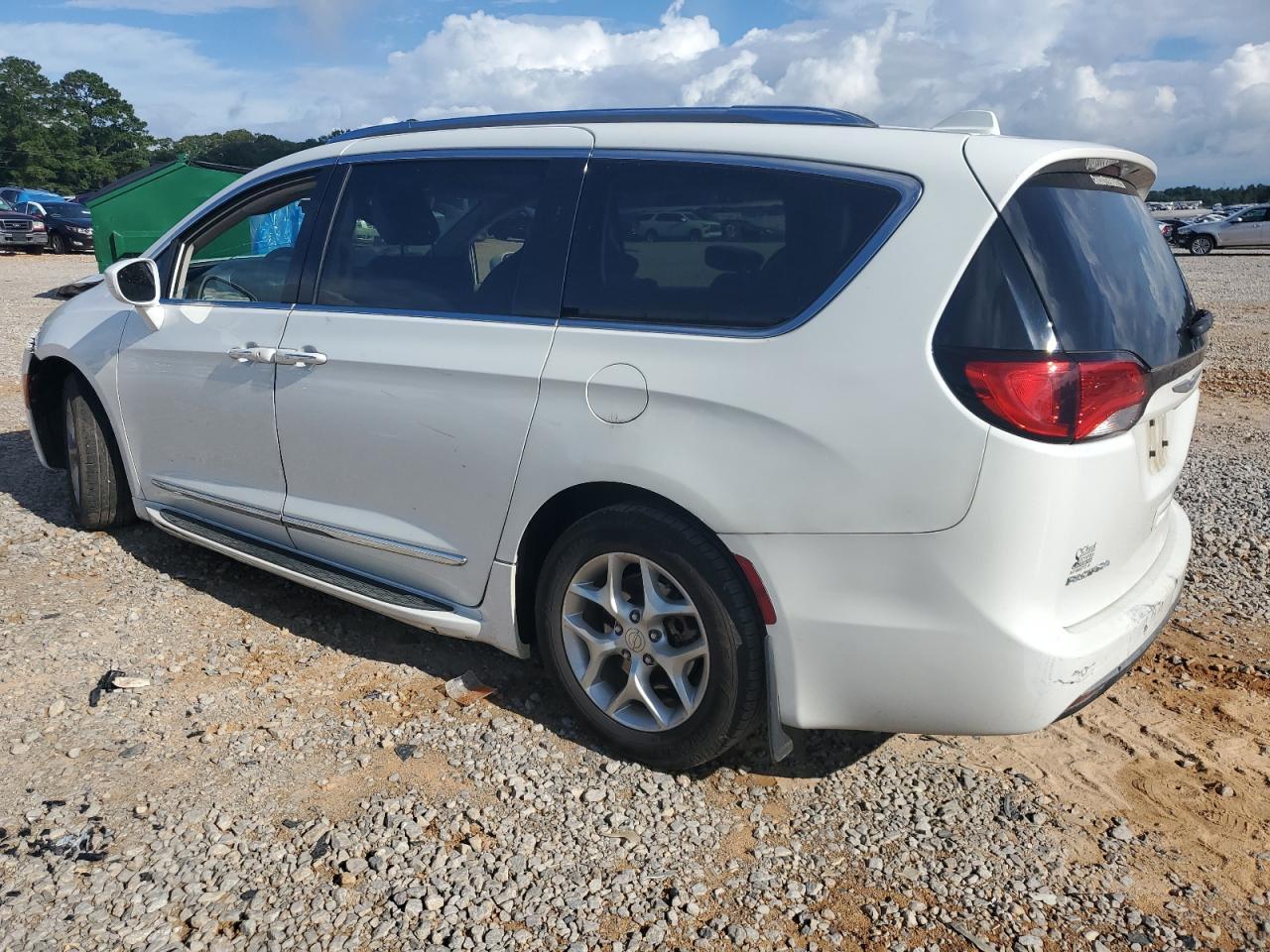 2018 Chrysler Pacifica Touring L - Фото 2
